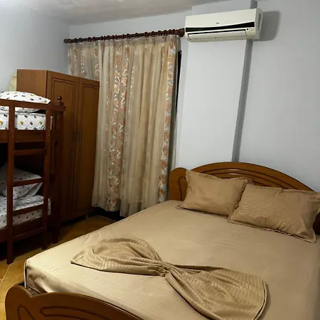 Rosaley Apartamento Golem (Tirana)