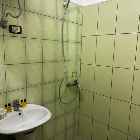 Rosaley Apartmán Golem (Tirana)