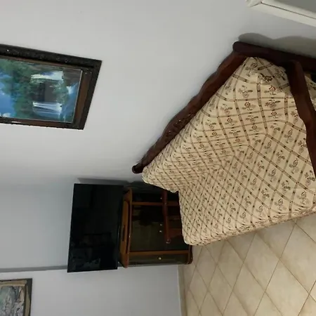 Apartamento Rosaley Golem (Tirana)